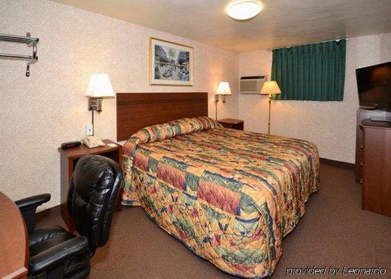 Econo Lodge Bellefonte I-99 Quarto foto