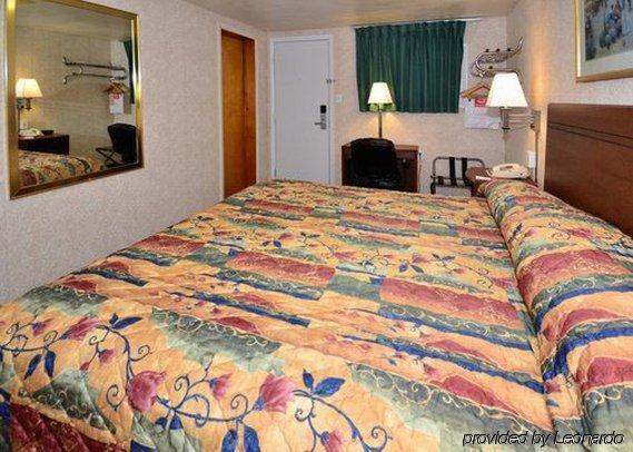 Econo Lodge Bellefonte I-99 Quarto foto