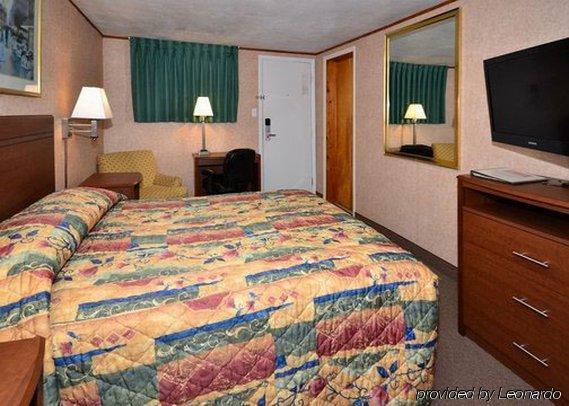 Econo Lodge Bellefonte I-99 Quarto foto