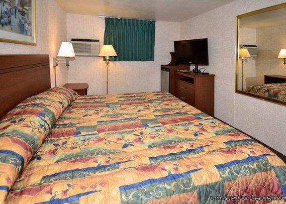 Econo Lodge Bellefonte I-99 Quarto foto
